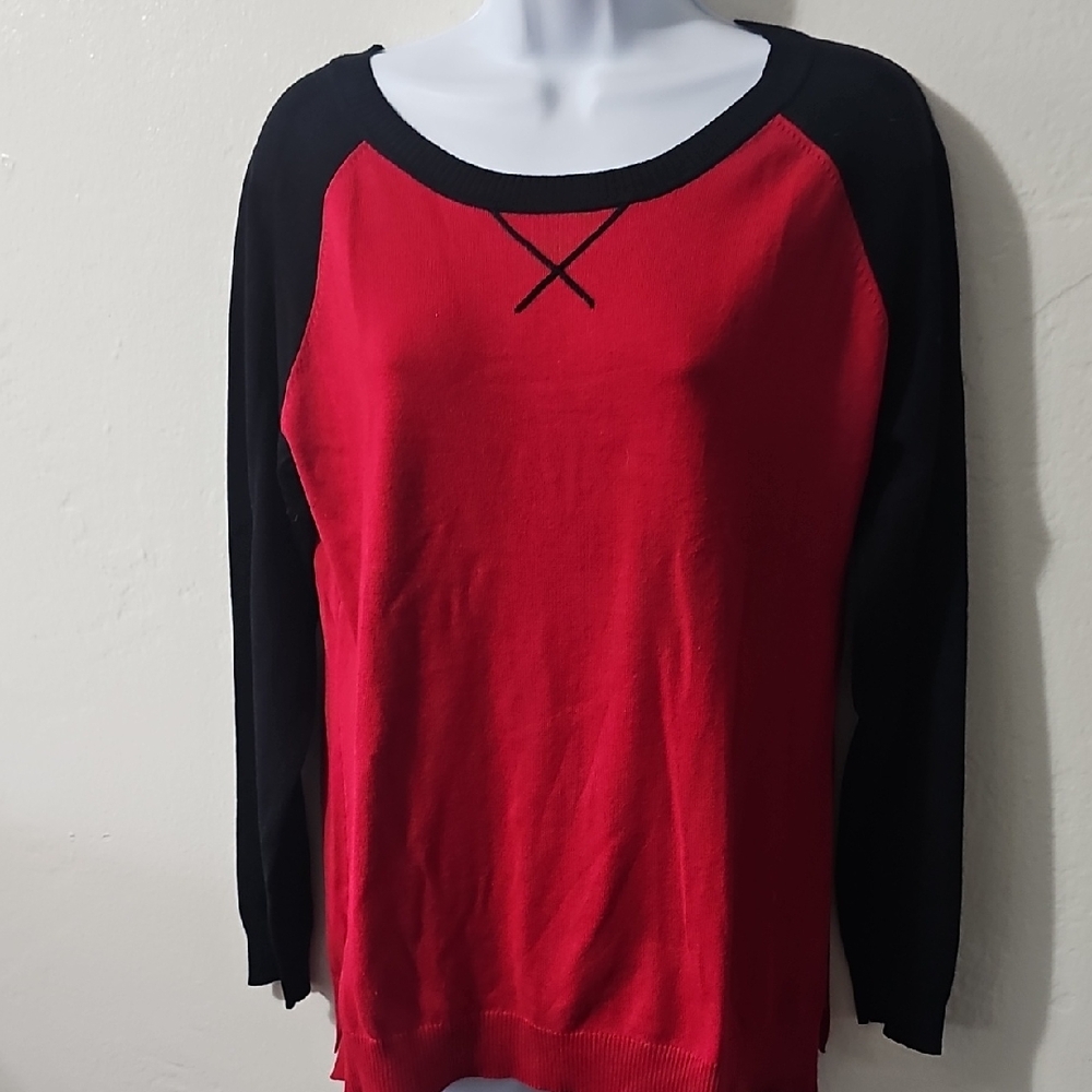 Women's Red & Black Raglan Pullover Sweater